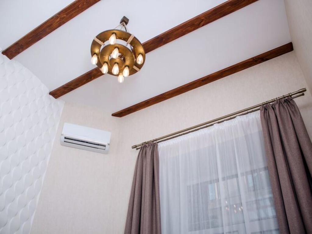 Apartment In The City Center In The House With Atlantes Odessza Kültér fotó
